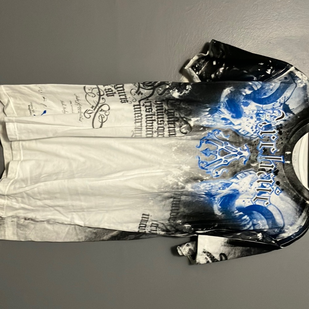 Men’s archaic shirt